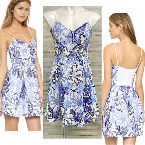 Parker Dresses & Skirts - Parker Jacquel Floral Embroidered Dress Womens Size M Blue White Smocked Back